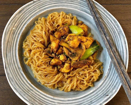 Low-Carb Singapore Chicken Noodles