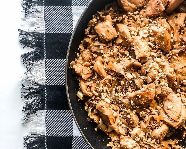 Keto Chicken and Peanut Pad Thai