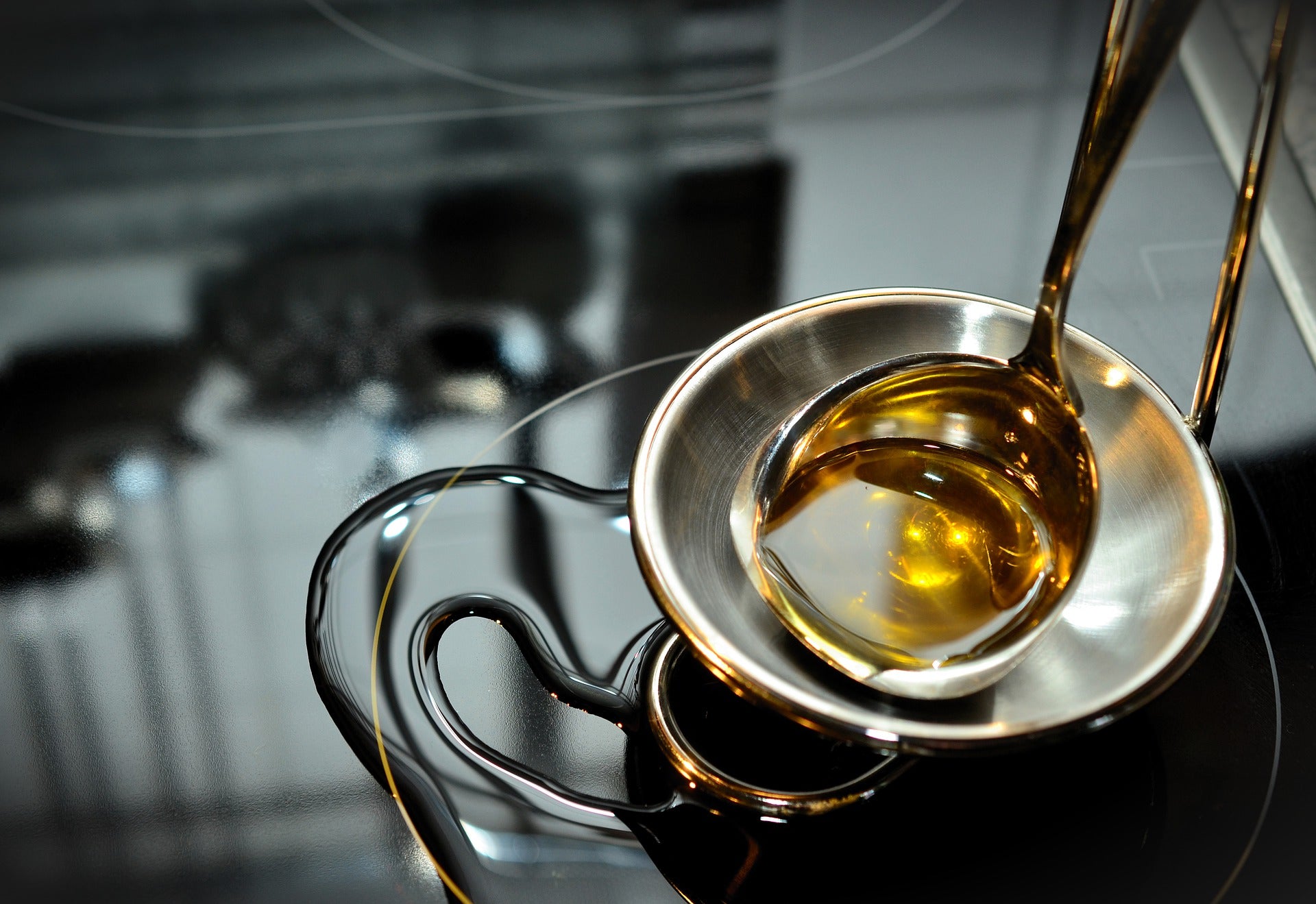 Canola Oil: Is It Harmful Or A Heart-Healthy Alternative To Olive Oil?