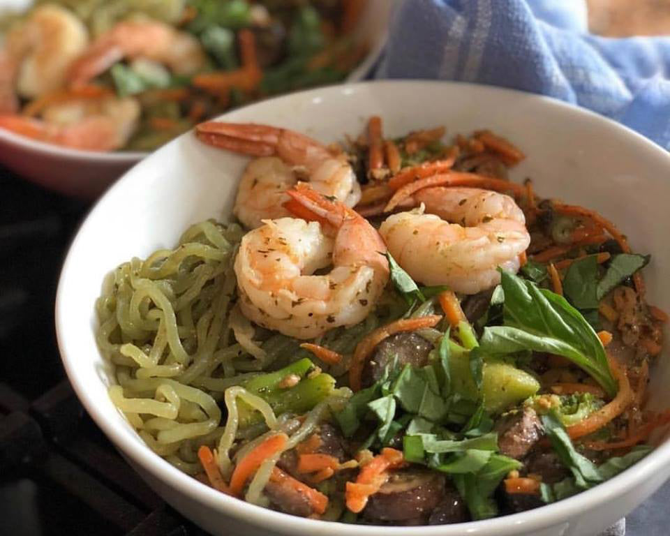 Shrimp and Spinach Miracle Noodles